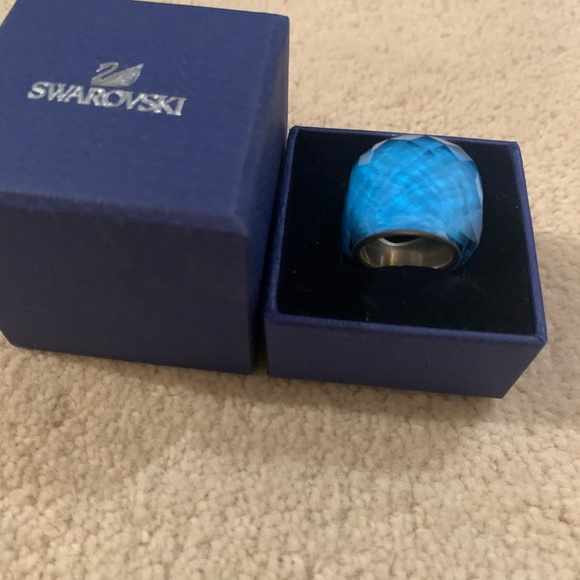 Blue Swarovski Nirvana Ring - Picture 2 of 4